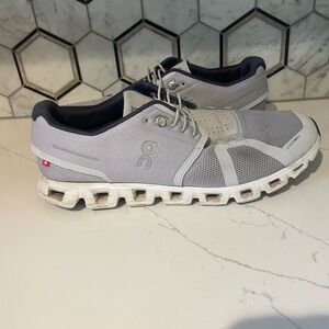On Men's Gray and White Athletic Shoes